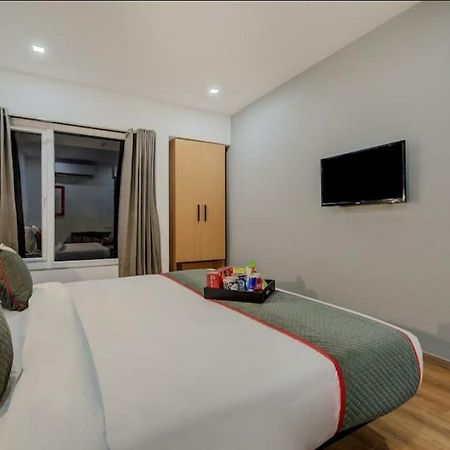 Hotel Town Plaza Pune Eksteriør billede