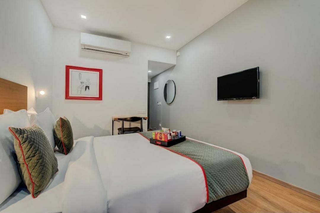 Hotel Town Plaza Pune Eksteriør billede